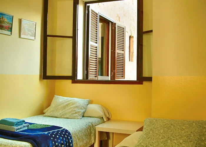 Hostal Atlanta El Arenal 